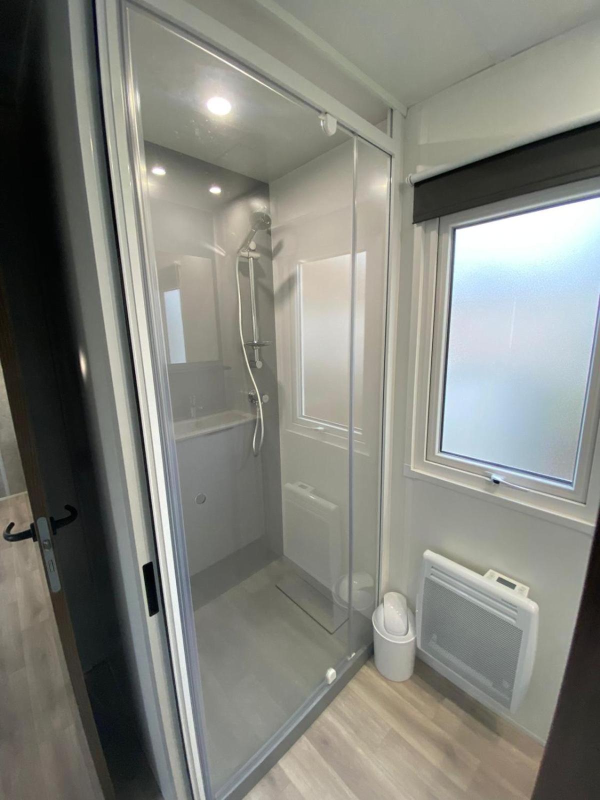 Mobil Home Familial Neuf De 2024 Pour 8 Personnes Valras-Plage Exteriér fotografie